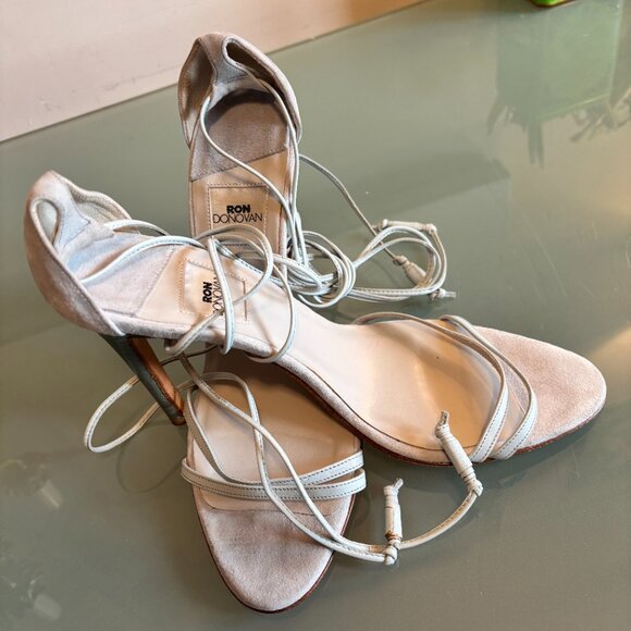 🩵  Gorgeous Ron Donovan Light Blue Suede Heels | Size 40 | Made in Italy  🩵 - Picture 6 of 8
